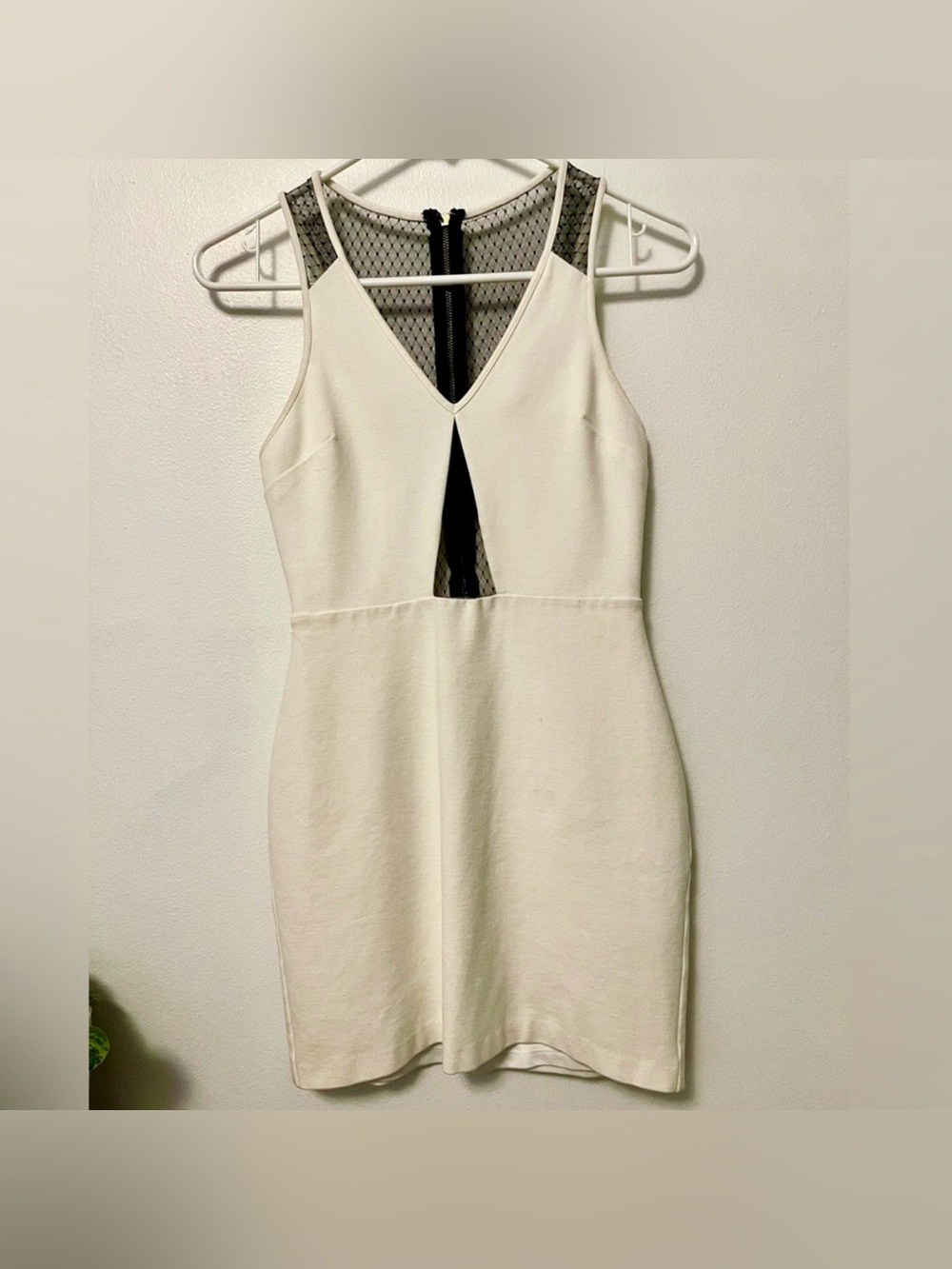 EXPRESS Ivory Mesh Cut-Out Bodycon Mini Dress | Size 0 | neutral white